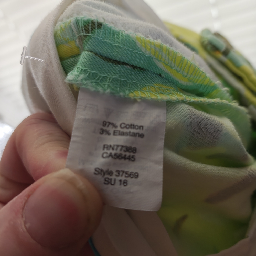 J. Crew Green and Yellow Floral Women's Shorts - Picture 4 of 4